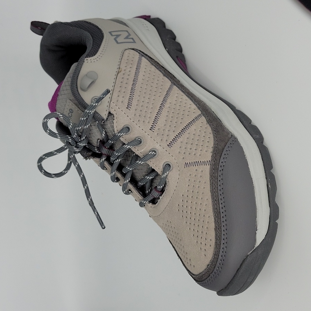 New Balance Leather 1202 Hiking Trail Walking Shoe 9.5